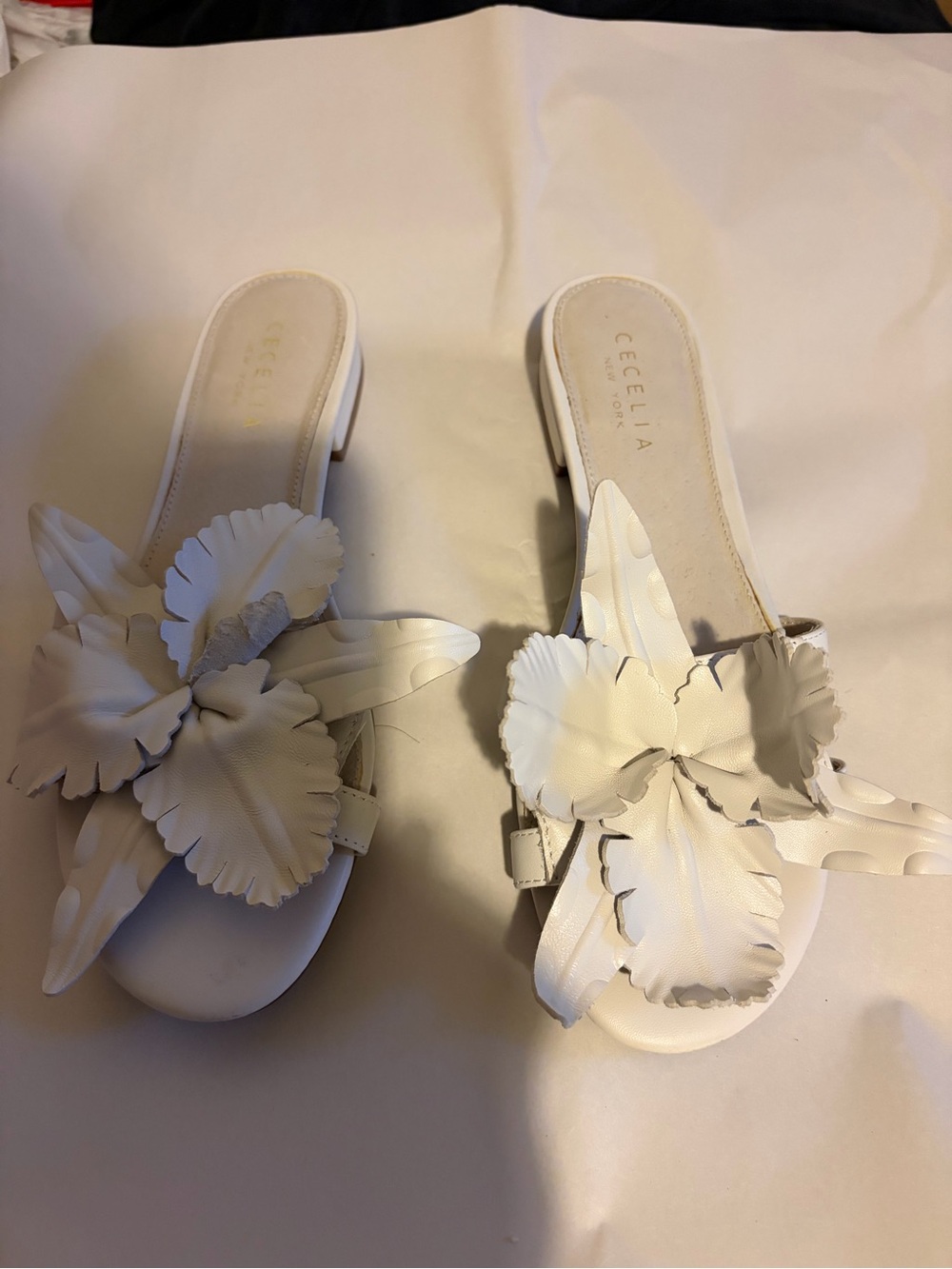 Cecelia New York Cream Floral Slide Sandalsu